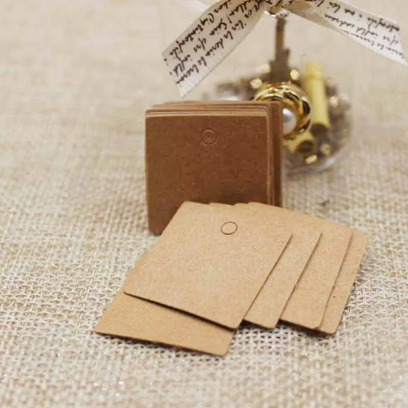 ป้ายราคาแขวนเสื้อผ้าขนาดเล็ก 2 - Kraft Hang Tag บทวิจารณ์และราคา